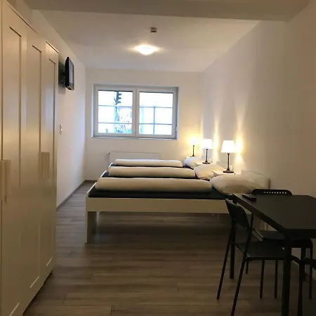 Shiva's Cityaparthotel 2* Кёльн