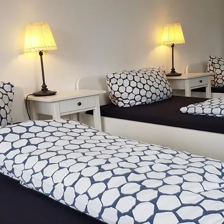 Shiva's Cityaparthotel 2* Кёльн