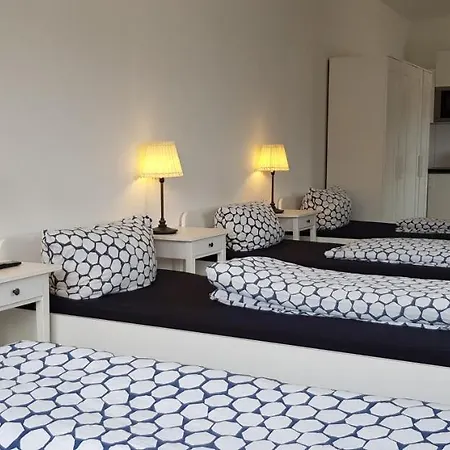 Shiva's Cityaparthotel 2* 科隆